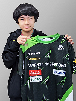 ���������꡼ No.001�Υ���ͥ������ / �֤פ�פ�e���ݡ��ġץץ쥤�䡼�Τ������꤬����Х󥬡�SAPPORO�θ���e���ݡ��ĥץ쥤�䡼��