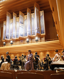 画像ギャラリー No.002のサムネイル画像 / 「原神」古伝尺八奏者の寄田真見乃氏が,新エリア・稲妻の楽曲収録に参加