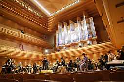 画像ギャラリー No.003のサムネイル画像 / 「原神」古伝尺八奏者の寄田真見乃氏が,新エリア・稲妻の楽曲収録に参加