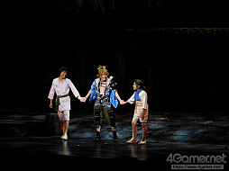 画像ギャラリー No.004のサムネイル画像 / 「ミュージカル『刀剣乱舞』 〜静かの海のパライソ〜」ゲネプロのフォトレポートをお届け。鶴丸国永など6振りの刀剣男士が1年半ぶりに出陣!