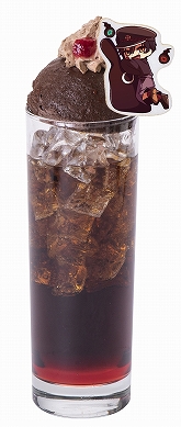 画像ギャラリー No.051のサムネイル画像 / カプコンカフェ×「逆転裁判」シリーズではキャラたちがきらびやかな盛装で登場! 一部グッズの先行公開&試食レポートをお届け