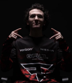 ���������꡼ No.001�Υ���ͥ������ / FaZe Clan��ZachaREEE���ꡤBizzle���꤬e-Sports����å����ֻ̹դ�