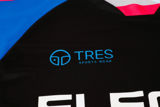 画像ギャラリー No.005のサムネイル画像 / 「TEQWING e-Sports」のユニフォームが販売開始