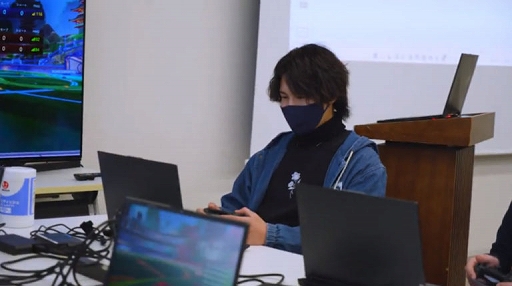 ���������꡼ No.003�Υ���ͥ������ / �ץ�e���ݡ��ĥ������SCARZ�פ����Թ������ζ�Ư�ˤ��ֱ��γ�����𤬸�����