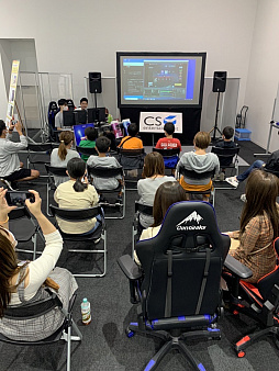 ���������꡼ No.009�Υ���ͥ������ / �֤ߤ�ʤ�SDGsŸ�����ɤ�FUKUOKA̤������פ�e���ݡ��ĥ������ӥ���󳫺�