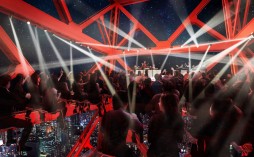 画像ギャラリー No.009のサムネイル画像 / eスポーツ施設「RED゜TOKYO TOWER」が,東京タワーフットタウン内に4月20日グランドオープン