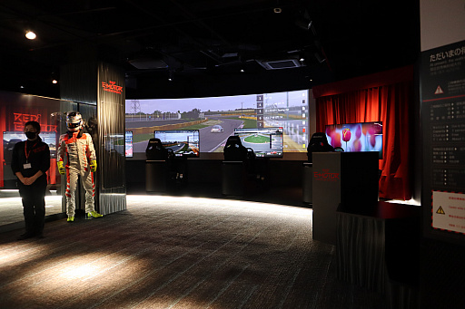 画像ギャラリー No.003のサムネイル画像 / 東京タワーの“足元”に誕生する「RED゜TOKYO TOWER」内覧会レポート。eスポーツからボードゲームまで,さまざまなゲームを楽しめる