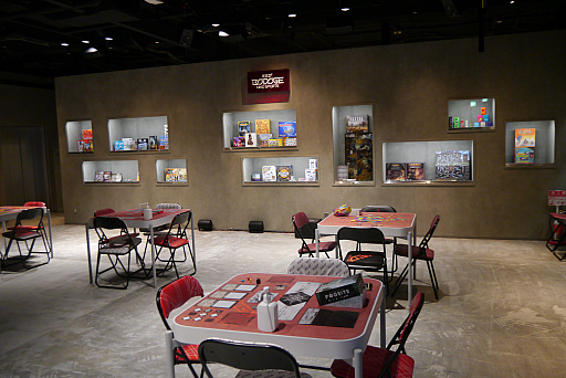 画像ギャラリー No.025のサムネイル画像 / 東京タワーの“足元”に誕生する「RED゜TOKYO TOWER」内覧会レポート。eスポーツからボードゲームまで,さまざまなゲームを楽しめる