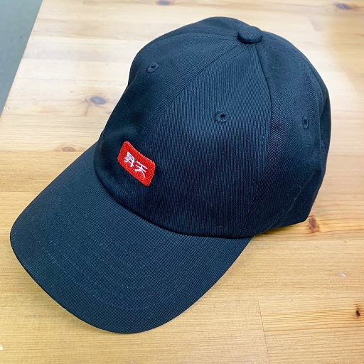 画像集#007のサムネイル/「ゴッドフィールド」とヴィレッジヴァンガードがコラボしたパーカーやTシャツなどグッズが発売に