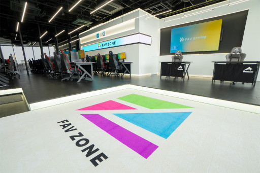 ���������꡼ No.001�Υ���ͥ������ / e���ݡ������ѻ��ߡ�FAV ZONE�פ�4��2���ˡȤȤ������掠���饿����ɤǥ����ץ�