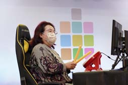 ���������꡼ No.004�Υ���ͥ������ / ���񥷥˥�e���ݡ������¹԰Ѱ����š�LEGEND CUP�פ���񱿱Ĥ�NTT�������ٻ���Ź�����ݡ���