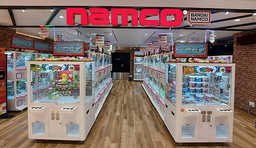 画像集#001のサムネイル/クレーンゲーム機のみで構成されたアミューズメント施設「namco横浜ビブレ店」がオープン