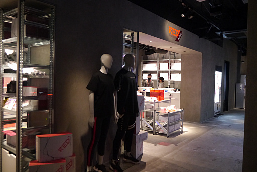 画像ギャラリー No.026のサムネイル画像 / 東京タワーのeスポーツ施設,「RED°TOKYO TOWER OPENING CEREMONY」がオープン。「FF15」の田畑氏とのメタバース開発も明かされた,オープンイベントをレポート