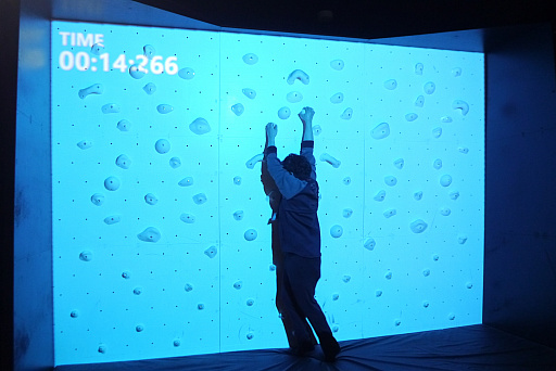 画像ギャラリー No.038のサムネイル画像 / 東京タワーのeスポーツ施設,「RED°TOKYO TOWER OPENING CEREMONY」がオープン。「FF15」の田畑氏とのメタバース開発も明かされた,オープンイベントをレポート