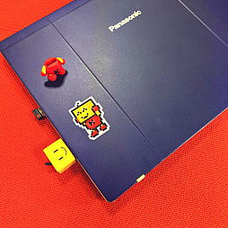 ���������꡼ No.013�Υ���ͥ������ / ���������եȤθ�������饤�󥷥�åפ˿����å����о졣������륭���ۥ������USB�ޥ����åȤʤ�