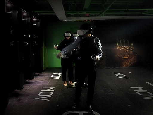 画像ギャラリー No.002のサムネイル画像 / ティフォンの「コリドール」が中国進出へ。ランタンを持って自らの足で歩くVRホラーアトラクション