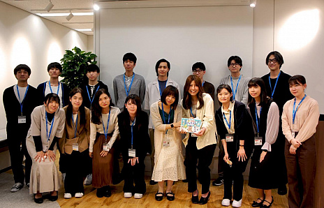 ���������꡼ No.003�Υ���ͥ������ / ���⸦���ѥܡ��ɥ�����֥��Х� ���ۤ� ���˥ޥå��פ�ȯɽ�ˡ����ȼԤȾ㤬���Ԥδ֤˲�ߤ����������¤��뤿��˳�ȯ