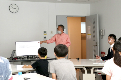 画像ギャラリー No.017のサムネイル画像 / 高輪区民センター主催のイベント「親子で学ぶゲーム文化トークサロン」をレポート。ゲームの変遷やゲーミフィケーションを親子で学べる