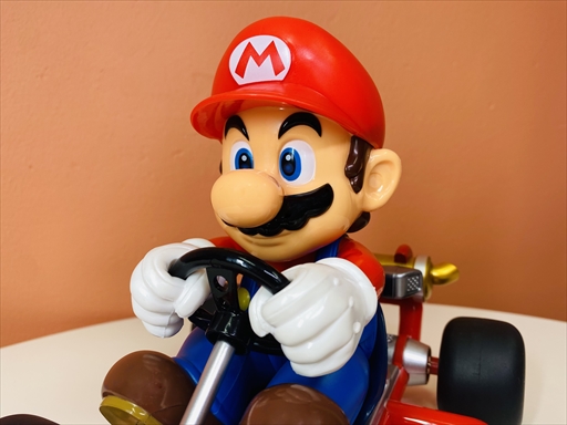 画像ギャラリー No.002のサムネイル画像 / 「マリオカート」のR/Cモデル「レーシングカート RC マリオ」が発売中