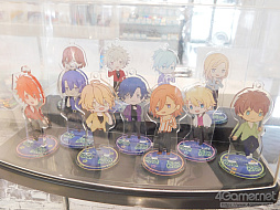 画像ギャラリー No.017のサムネイル画像 / 「うたの☆プリンスさまっ♪」SHINING STOREの内覧会レポートをお届け。2022年は夏にぴったりなアイテムラインナップに注目!