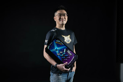 ���������꡼ No.010�Υ���ͥ������ / ���ѡ�Brook����������ȤȤ��EVO 2022�˻���