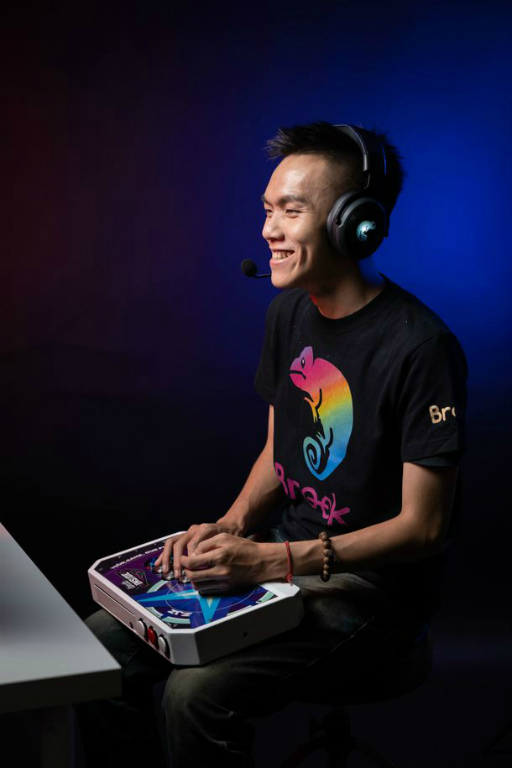 ���������꡼ No.016�Υ���ͥ������ / ���ѡ�Brook����������ȤȤ��EVO 2022�˻���