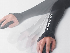 ������åפν�ͧ���๩�ȡ�e���ݡ��ĻԾ�ؤο���������ȯɽ����1�ƾ��ʤ�FPS/TPS�Υޥ������Ф���ٱ礹�륢���ॵ�ݡ�����