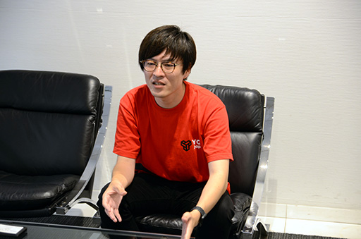 ꡼ No.023Υͥ / Υ󥿥ӥ塼ϥ֥åˤäƿͤ󶡤ơ桼ä̴ˤʤĶꤿYGG Japanϡȳ˲⤿餽ȤƤΤ