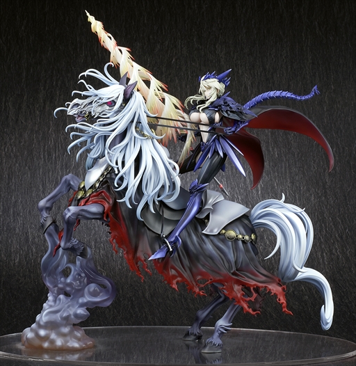 FGO」の巨大フィギュア「ランサー/アルトリア・ペンドラゴン〔オルタ