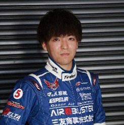 画像ギャラリー No.010のサムネイル画像 / au,ゲーマー20名が参加。プロレーサーへの道を開く“みんなの夢をのせるeレーサープロジェクト”を実施