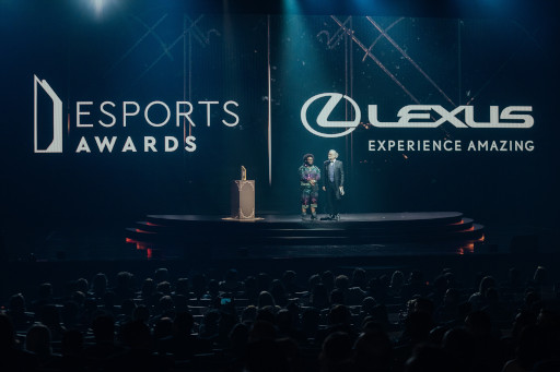 画像ギャラリー No.002のサムネイル画像 / 「eスポーツ・アワード 2022」,ローランド社長のゴードン・レイゾン氏がプレゼンターとして登壇