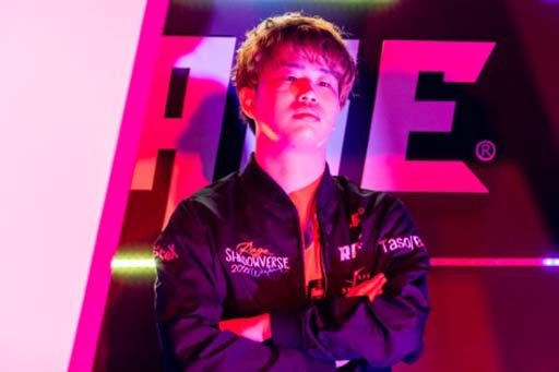 画像ギャラリー No.008のサムネイル画像 / 「RAGE Shadowverse 2022 Winter」GRAND FINALS,優勝賞金1000万円を獲得したのは“King of ミステリアス”あ選手