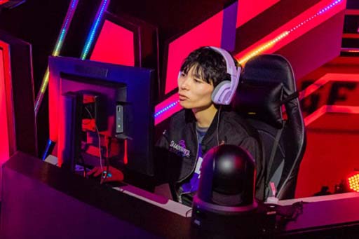 画像ギャラリー No.015のサムネイル画像 / 「RAGE Shadowverse 2022 Winter」GRAND FINALS,優勝賞金1000万円を獲得したのは“King of ミステリアス”あ選手