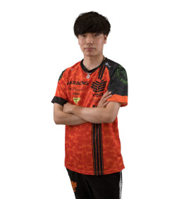 画像ギャラリー No.002のサムネイル画像 / 「よしもとゲーミング」とナックがスポンサー契約を締結。ウォーターサーバー“クリクラ”を通じてサポート