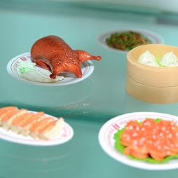 画像ギャラリー No.236のサムネイル画像 / 「第71回プライズフェア」フォトレポート。「ウマ娘 プリティーダービー」や「カービィ」の新作アイテムも