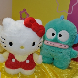 画像ギャラリー No.261のサムネイル画像 / 「第71回プライズフェア」フォトレポート。「ウマ娘 プリティーダービー」や「カービィ」の新作アイテムも