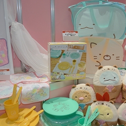 画像ギャラリー No.332のサムネイル画像 / 「第71回プライズフェア」フォトレポート。「ウマ娘 プリティーダービー」や「カービィ」の新作アイテムも