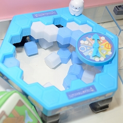 画像ギャラリー No.337のサムネイル画像 / 「第71回プライズフェア」フォトレポート。「ウマ娘 プリティーダービー」や「カービィ」の新作アイテムも