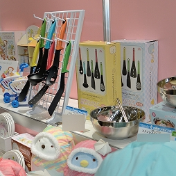 画像ギャラリー No.351のサムネイル画像 / 「第71回プライズフェア」フォトレポート。「ウマ娘 プリティーダービー」や「カービィ」の新作アイテムも