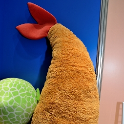 画像ギャラリー No.383のサムネイル画像 / 「第71回プライズフェア」フォトレポート。「ウマ娘 プリティーダービー」や「カービィ」の新作アイテムも