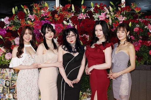 画像ギャラリー No.005のサムネイル画像 / キャバ嬢オーディション最後のチャンス。「龍が如く7外伝 名を消した男」生キャバ嬢オーディション合格者と開発陣への合同インタビュー