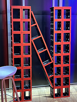 画像ギャラリー No.005のサムネイル画像 / Netflixの人気作品の世界に飛び込もう。ポップアップイベント「Only On Netflix」,キュープラザ原宿にて本日開幕