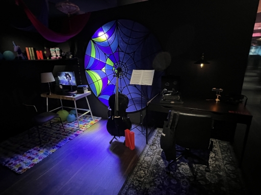 画像ギャラリー No.008のサムネイル画像 / Netflixの人気作品の世界に飛び込もう。ポップアップイベント「Only On Netflix」,キュープラザ原宿にて本日開幕