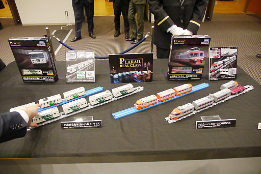 ���������꡼ No.100�Υ���ͥ������ / 2023ǯ����ɽ�������Ū�ʴ�񤬥���ȥ꡼�������ܤ���������2023 �ǽ�������ץ�ݡ���