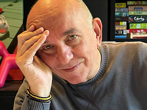 ꡼ No.002Υͥ / ԡ˥塼᤬ƤӻưӥˤMOATפȥǥˤĤƤΥ֥