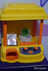 画像ギャラリー No.006のサムネイル画像 / クリスマス間近の渋谷に「MOTHER3」のニューポークシティがやってきた。ユニークなグッズで一杯の「ニューポーク・パルコ・シティ」レポート