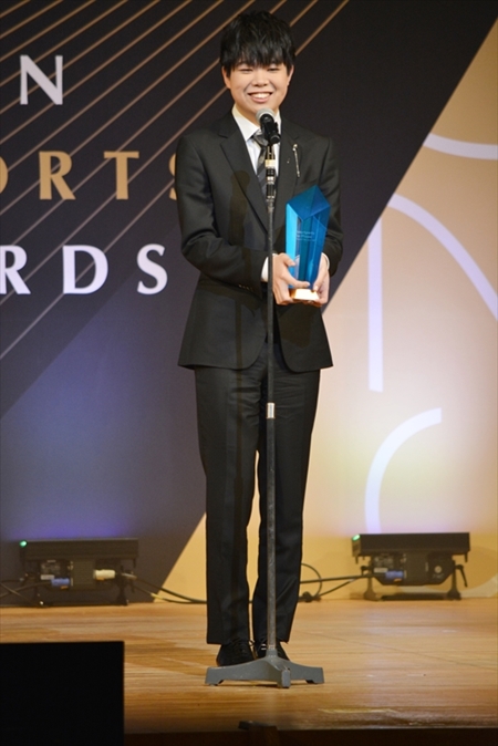 画像ギャラリー No.004のサムネイル画像 / 「スマブラ」あcola選手がMVP含む3冠に輝く。2023年に活躍した選手やチーム,大会などを表彰する第1回「日本eスポーツアワード」レポート