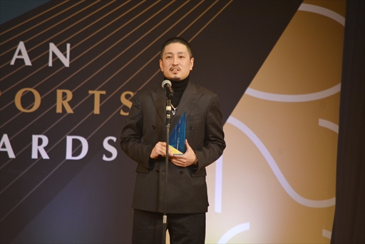 画像ギャラリー No.014のサムネイル画像 / 「スマブラ」あcola選手がMVP含む3冠に輝く。2023年に活躍した選手やチーム,大会などを表彰する第1回「日本eスポーツアワード」レポート