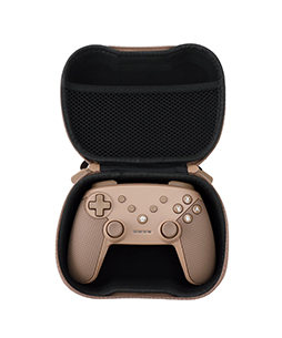 画像ギャラリー No.013のサムネイル画像 / 3COINSにコントローラケースが登場。ブラウンとアイボリーの2色展開で充電ケーブルも収納できる