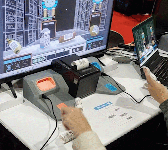 画像ギャラリー No.025のサムネイル画像 / 足首からバーコードリーダーまで,特殊なコントローラと奇想天外なアイデアが楽しい「make.ctrl.Japan」ブースをレポート